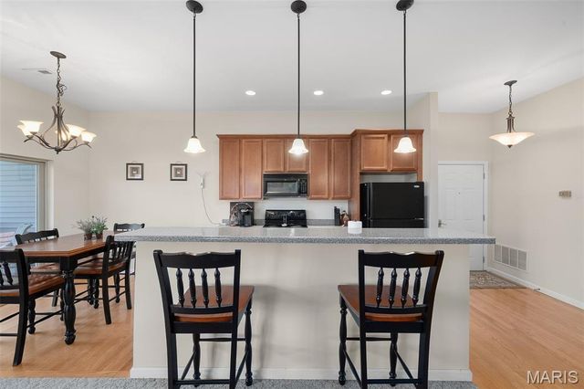 152 Geneva Cove Drive, Innsbrook, MO 63390