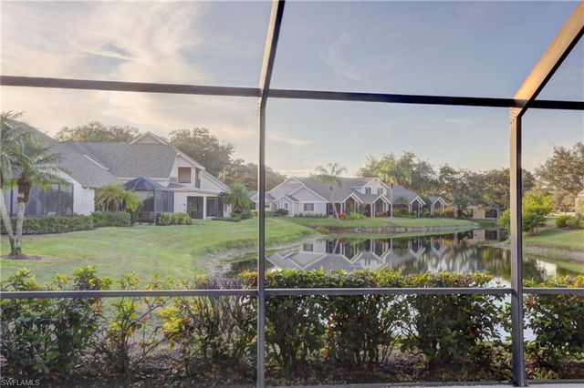 66 Water Oaks WAY # D66, Naples, FL 34105