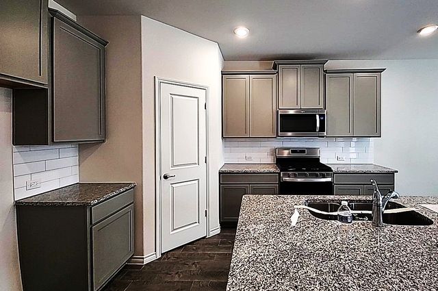 11132 Canyon Oak Street, Aubrey, TX 76227