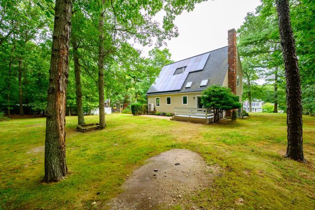 21 Old Barn Rd, Plymouth, MA 02360