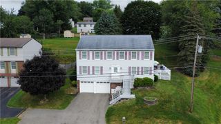 1443 E Beau St, South Strabane, PA 15301
