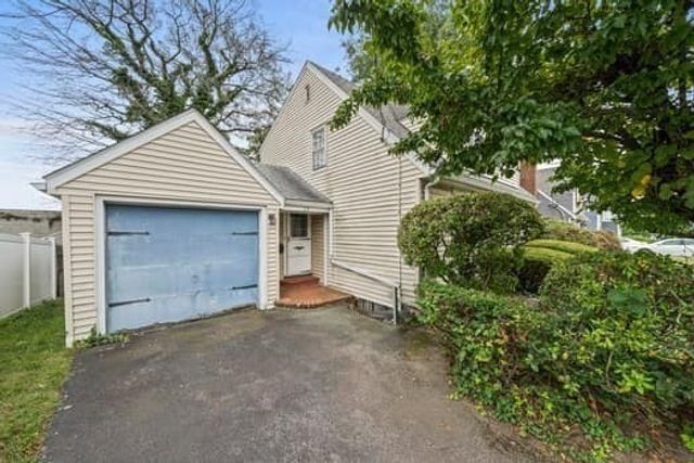 33 French Avenue, Braintree, MA 02184