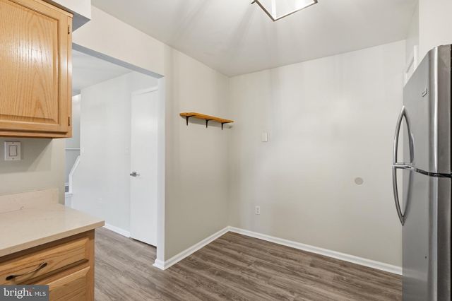 303 OSWEGO CT, Mount Laurel, NJ 08054