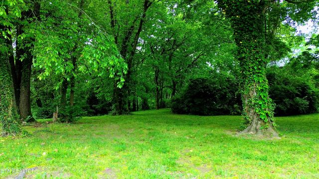 408 Watauga Drive, Knoxville, TN 37918