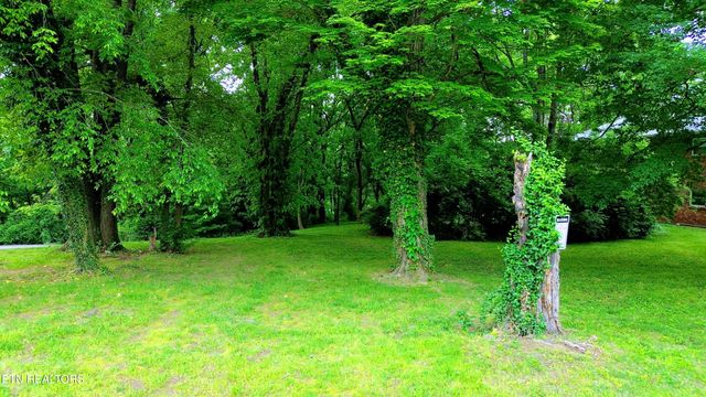 408 Watauga Drive, Knoxville, TN 37918