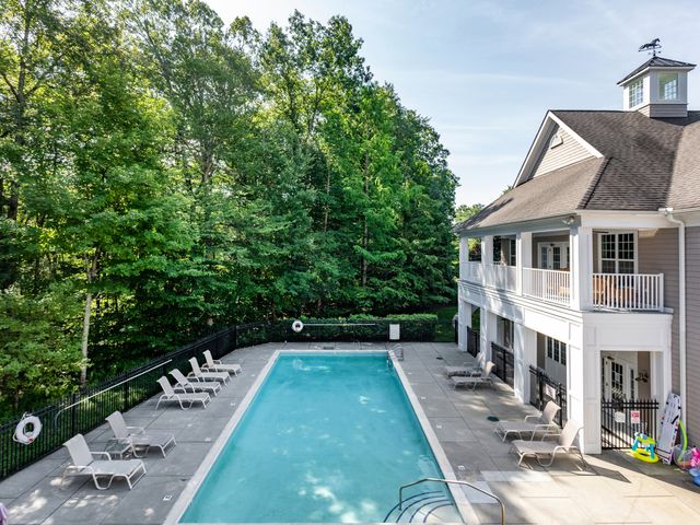 258 Hunter Drive 258, Litchfield, CT 06759