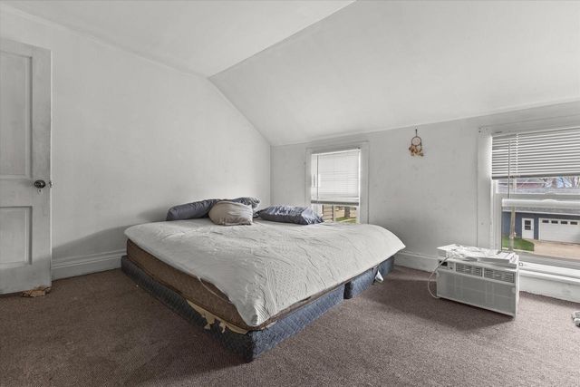 302 4th STREET, Beaver Dam, WI 53916