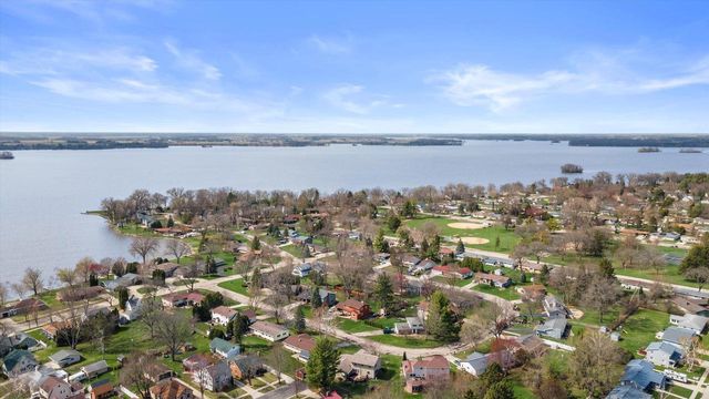 302 4th STREET, Beaver Dam, WI 53916
