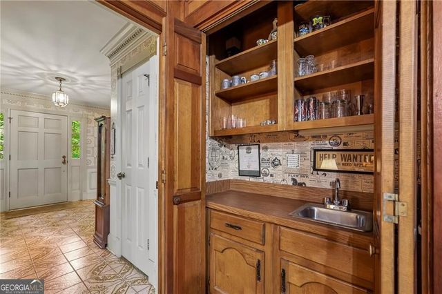 6051 Millstone Run, Stone Mountain, GA 30087