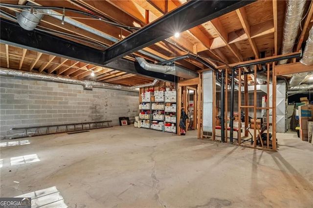 6051 Millstone Run, Stone Mountain, GA 30087