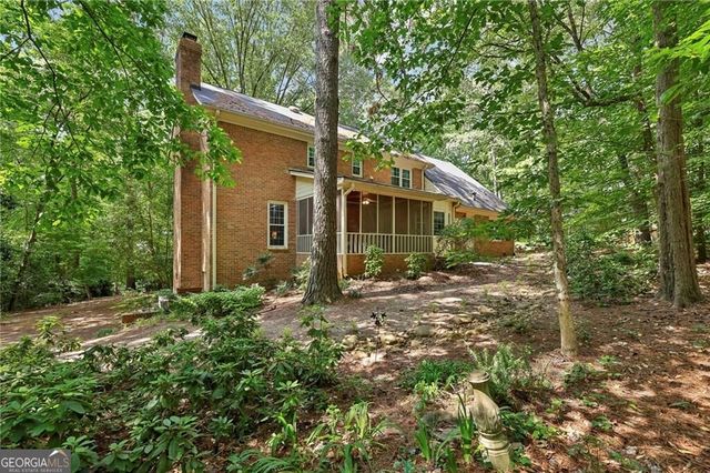 6051 Millstone Run, Stone Mountain, GA 30087