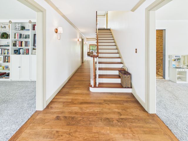 65 Derby Lane, Huntington, WV 25705