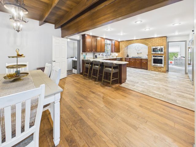 65 Derby Lane, Huntington, WV 25705