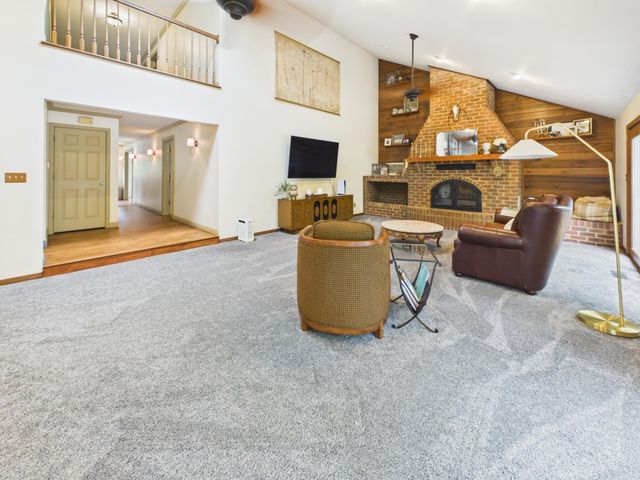 65 Derby Lane, Huntington, WV 25705