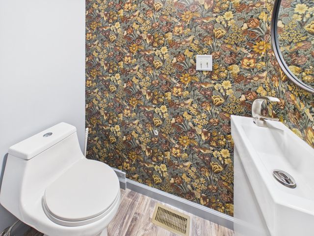 65 Derby Lane, Huntington, WV 25705