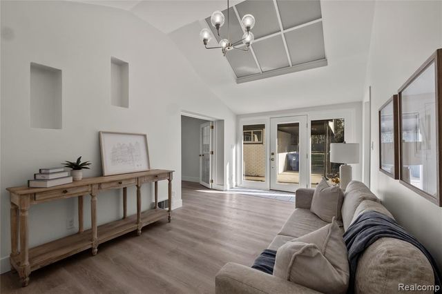 6440 Andersonville Road, Waterford, MI 48329