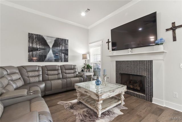 11264 Dooley Circle, Northport, AL 35475