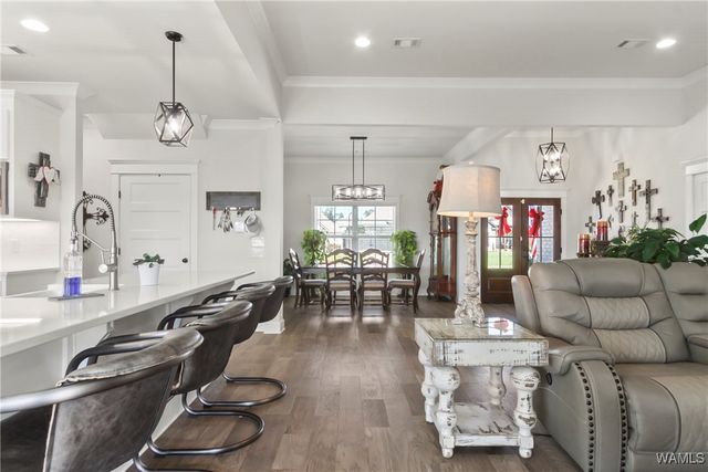 11264 Dooley Circle, Northport, AL 35475