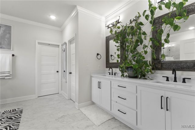 11264 Dooley Circle, Northport, AL 35475