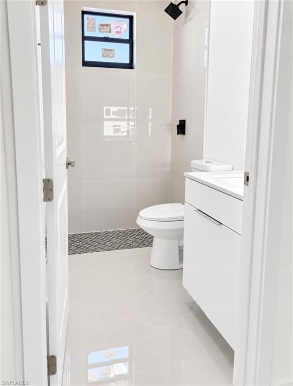 Image 20 of property listing at 2918 Diplomat PKWY W, Cape Coral, FL 33993