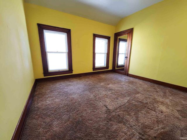 307 N Detroit Street, Lagrange, IN 46761