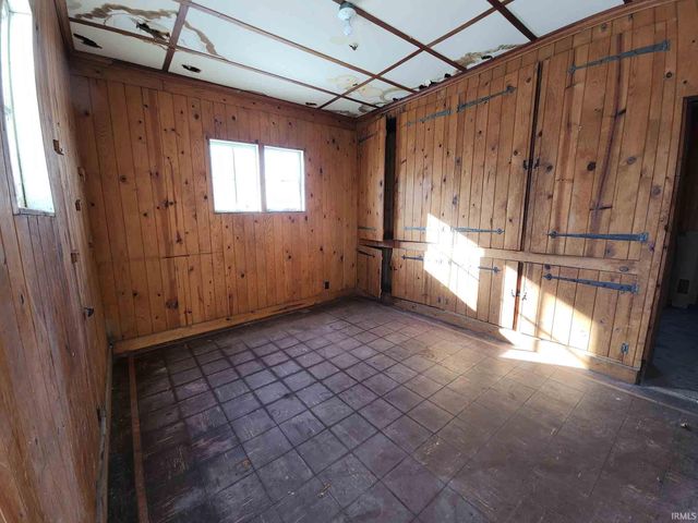 307 N Detroit Street, Lagrange, IN 46761