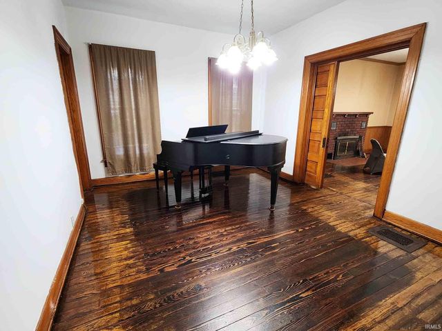 307 N Detroit Street, Lagrange, IN 46761