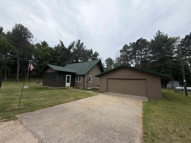 2129 Blackhawk Street, Friendship, WI 53934