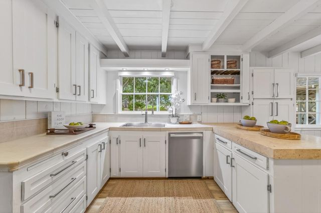 25905 Junipero Avenue, Carmel, CA 93923