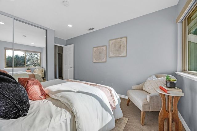 7551 Maywood Dr, Pleasanton, CA 94588