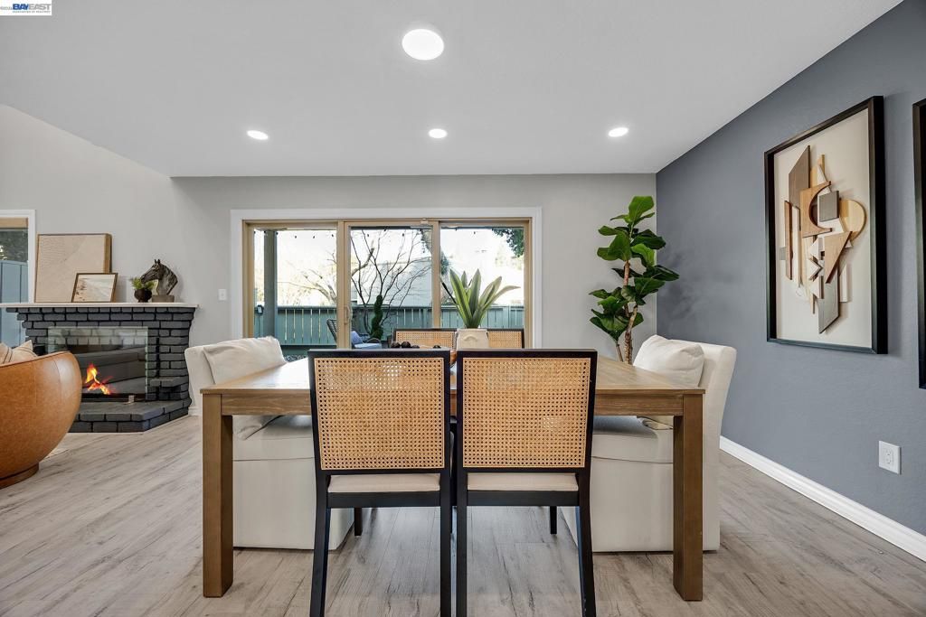 Image 12 of property listing at 7551 Maywood Dr, Pleasanton, CA 94588