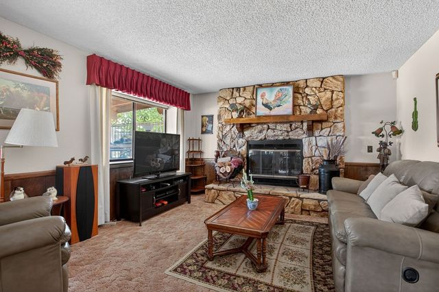 9102 Camphor, Hesperia, CA 92345