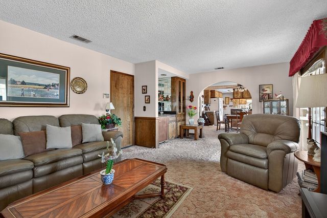 9102 Camphor, Hesperia, CA 92345