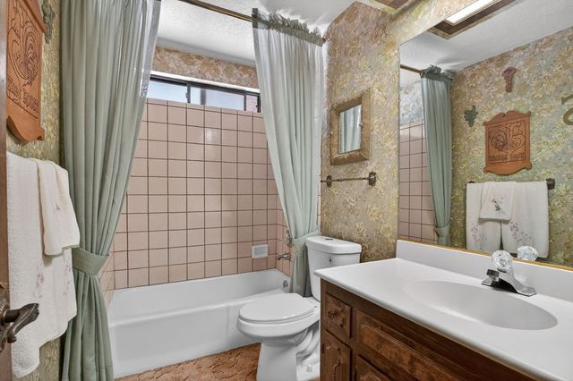 9102 Camphor, Hesperia, CA 92345