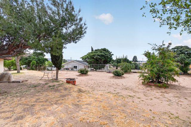 9102 Camphor, Hesperia, CA 92345