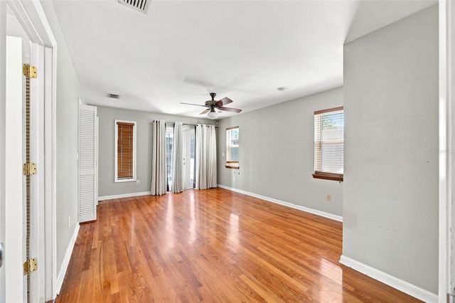 2802 W ESTRELLA STREET, Tampa, FL 33629