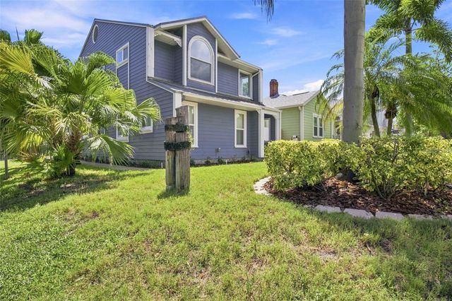 2802 W ESTRELLA STREET, Tampa, FL 33629
