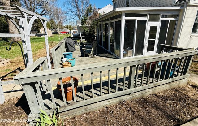 4305 Westport Terrace, Louisville, KY 40207