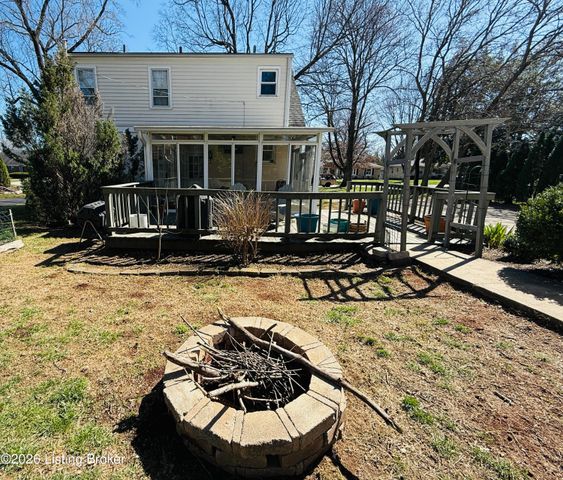 4305 Westport Terrace, Louisville, KY 40207