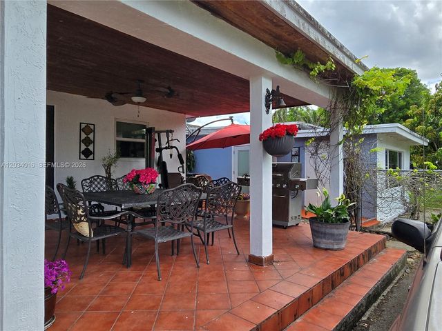 20595 SW 190th St, Miami, FL 33187