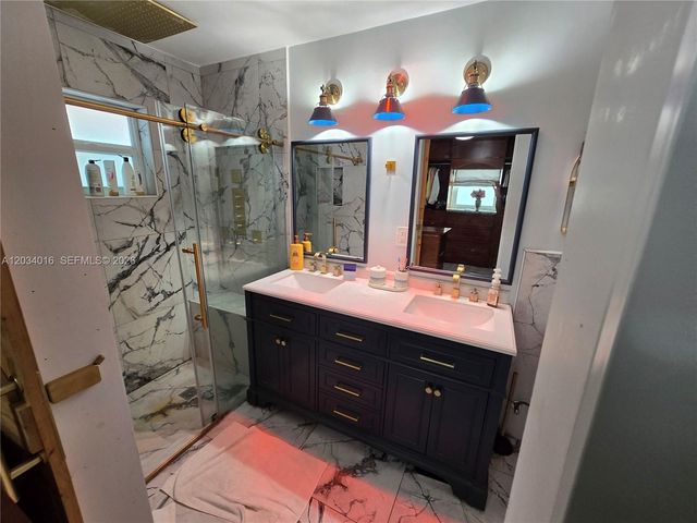 20595 SW 190th St, Miami, FL 33187