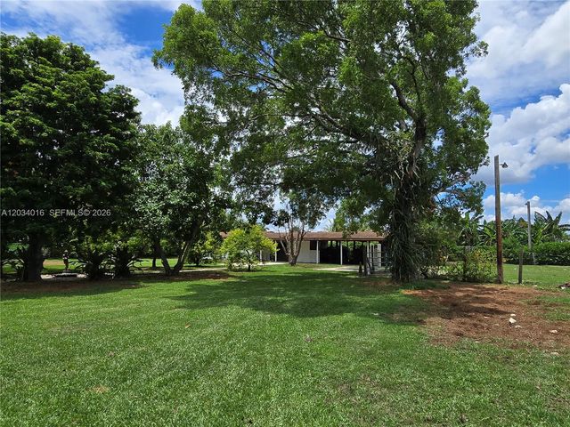 20595 SW 190th St, Miami, FL 33187