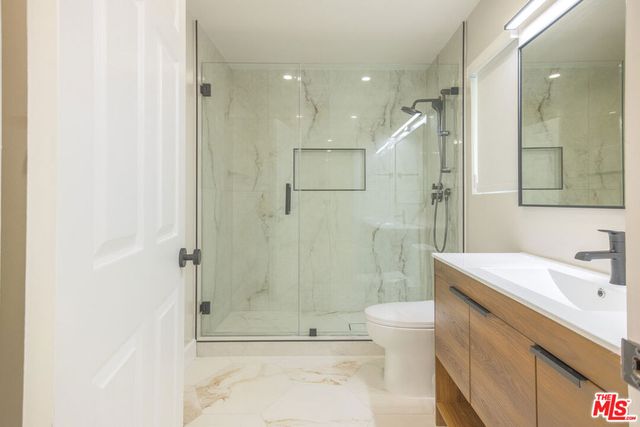 22022 Lopez Street, Woodland Hills, CA 91364