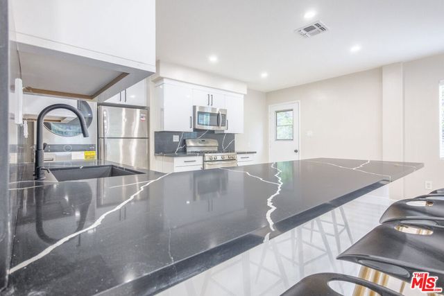 22022 Lopez Street, Woodland Hills, CA 91364