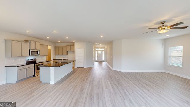 1024 Holliday Pass 84, Griffin, GA 30223