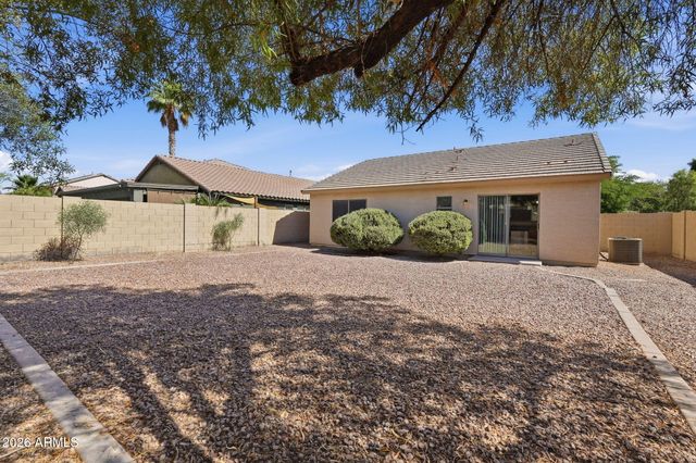 44035 W SNOW Drive, Maricopa, AZ 85138