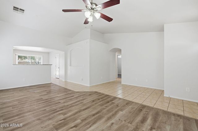 44035 W SNOW Drive, Maricopa, AZ 85138