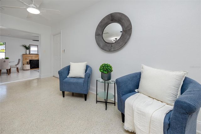 6482 20TH STREET N, St Petersburg, FL 33702