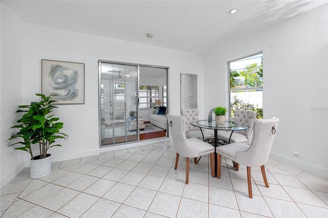 6482 20TH STREET N, St Petersburg, FL 33702