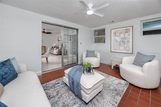 6482 20TH STREET N, St Petersburg, FL 33702